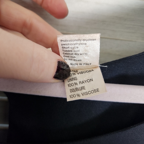 Krizia 100% silk lined tailored cap sleeve dress italian size 38 US 4 soft black - Picture 6 of 8